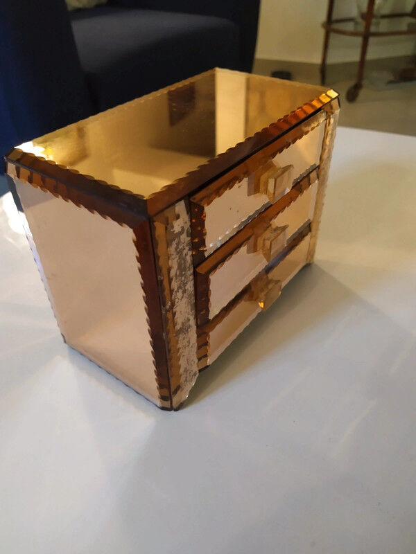 Jewelry Box 50s