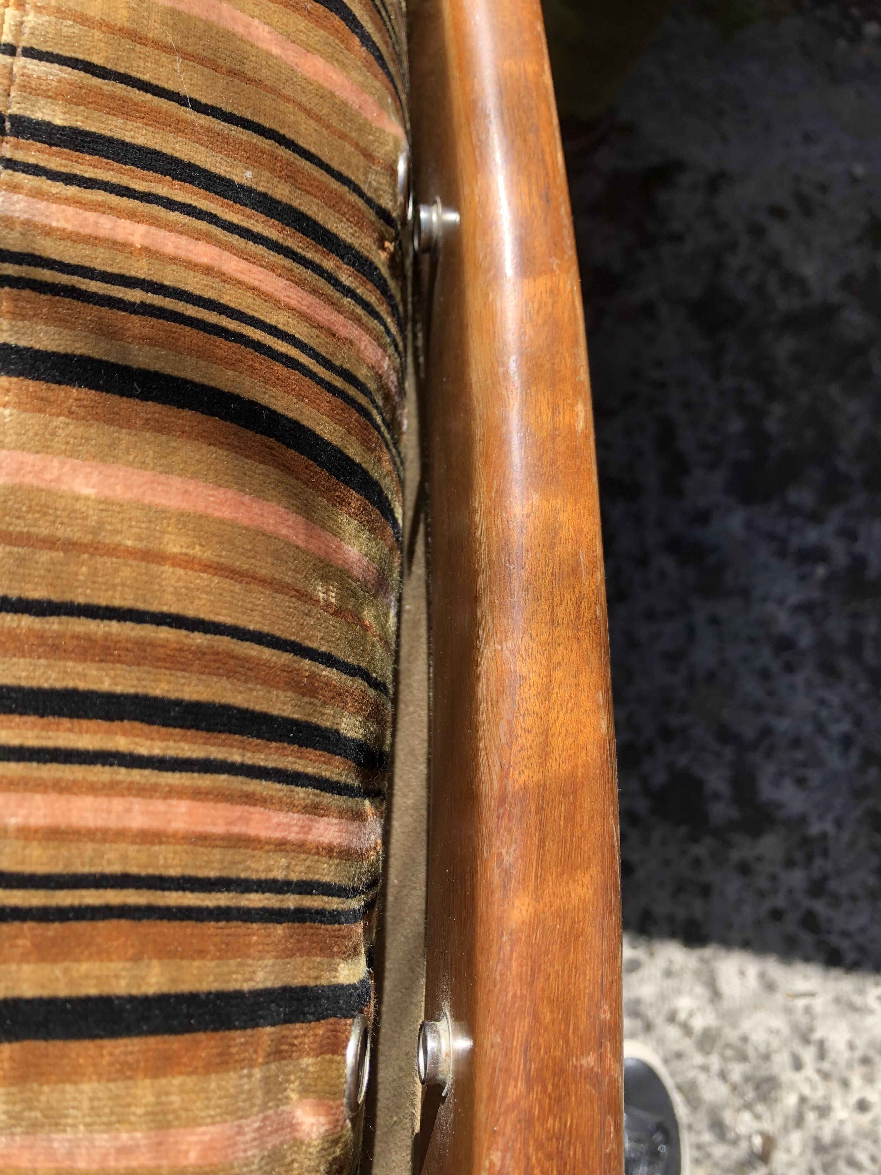 Vintage sled foot armchairs from the 70s