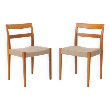 2 of 8 Garmi Dining Chairs by Nils Jonsson for Troeds, 1960s Swedish Teak