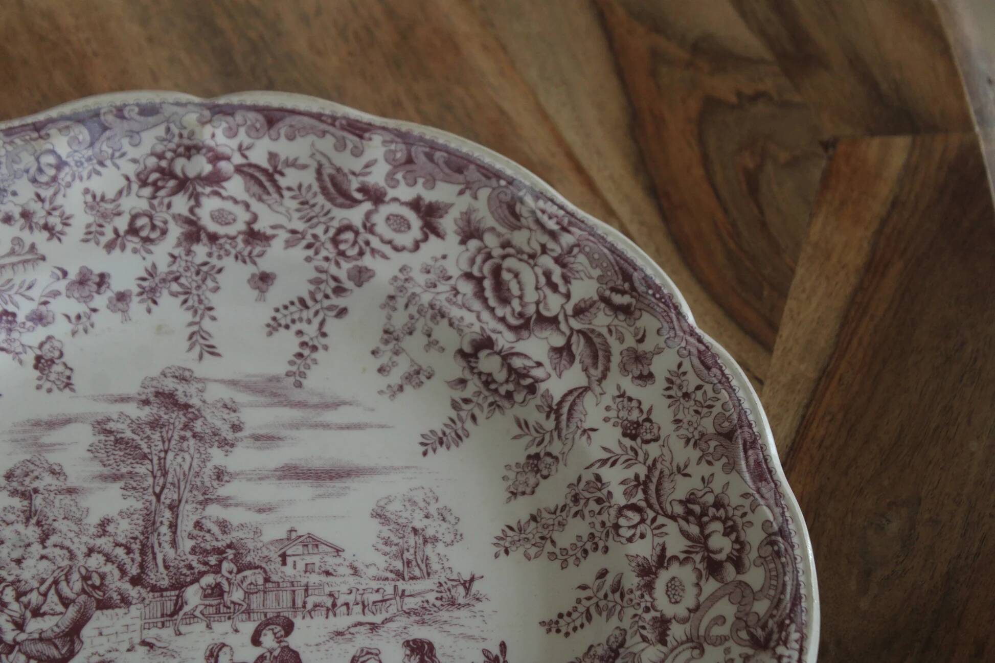 Large vintage shallow dish Lunéville KG – French earthenware, purple country decor – 30 cm