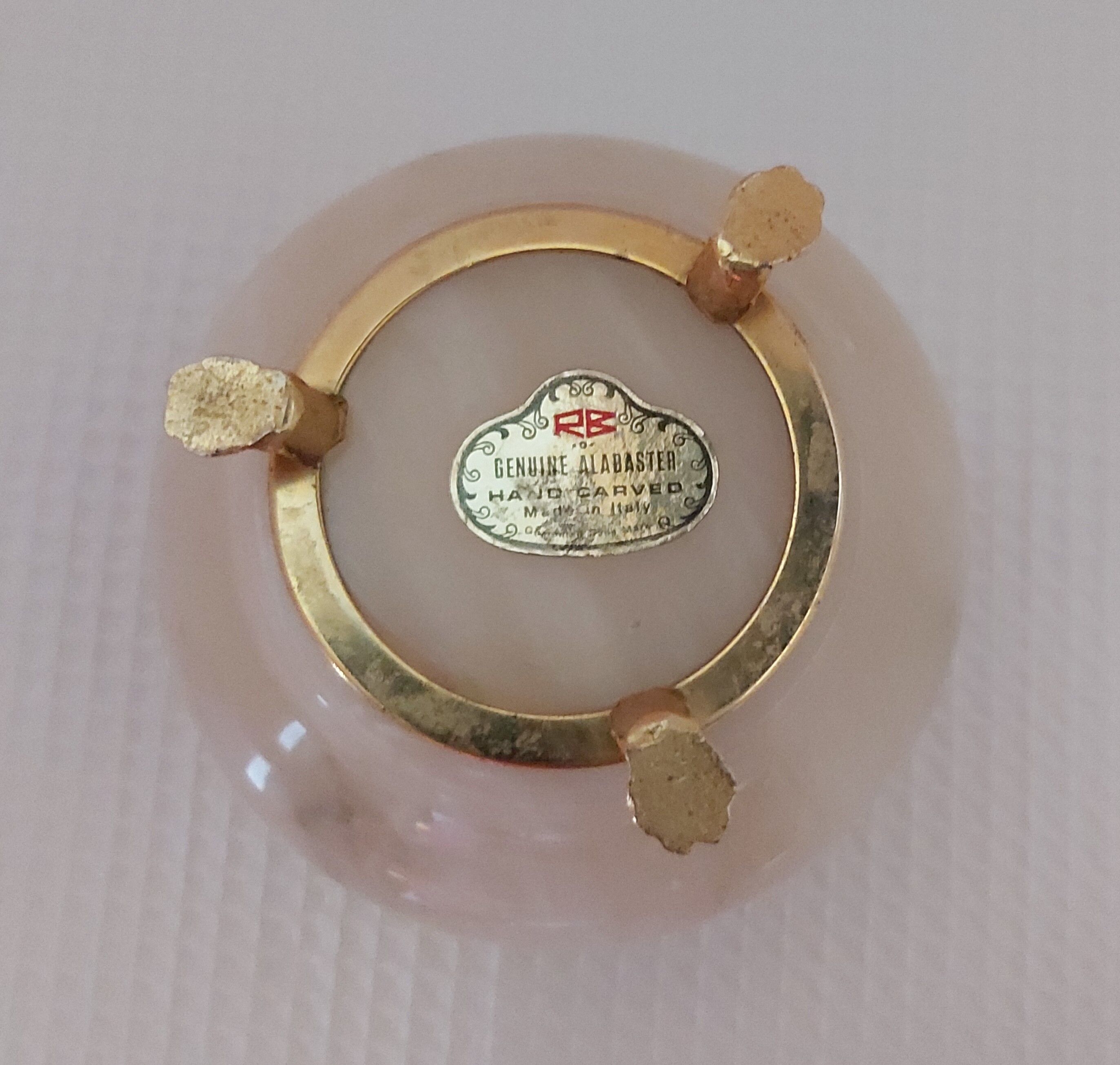 Ivory-colored alabaster box on feet