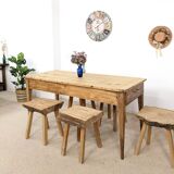 Farmhouse table