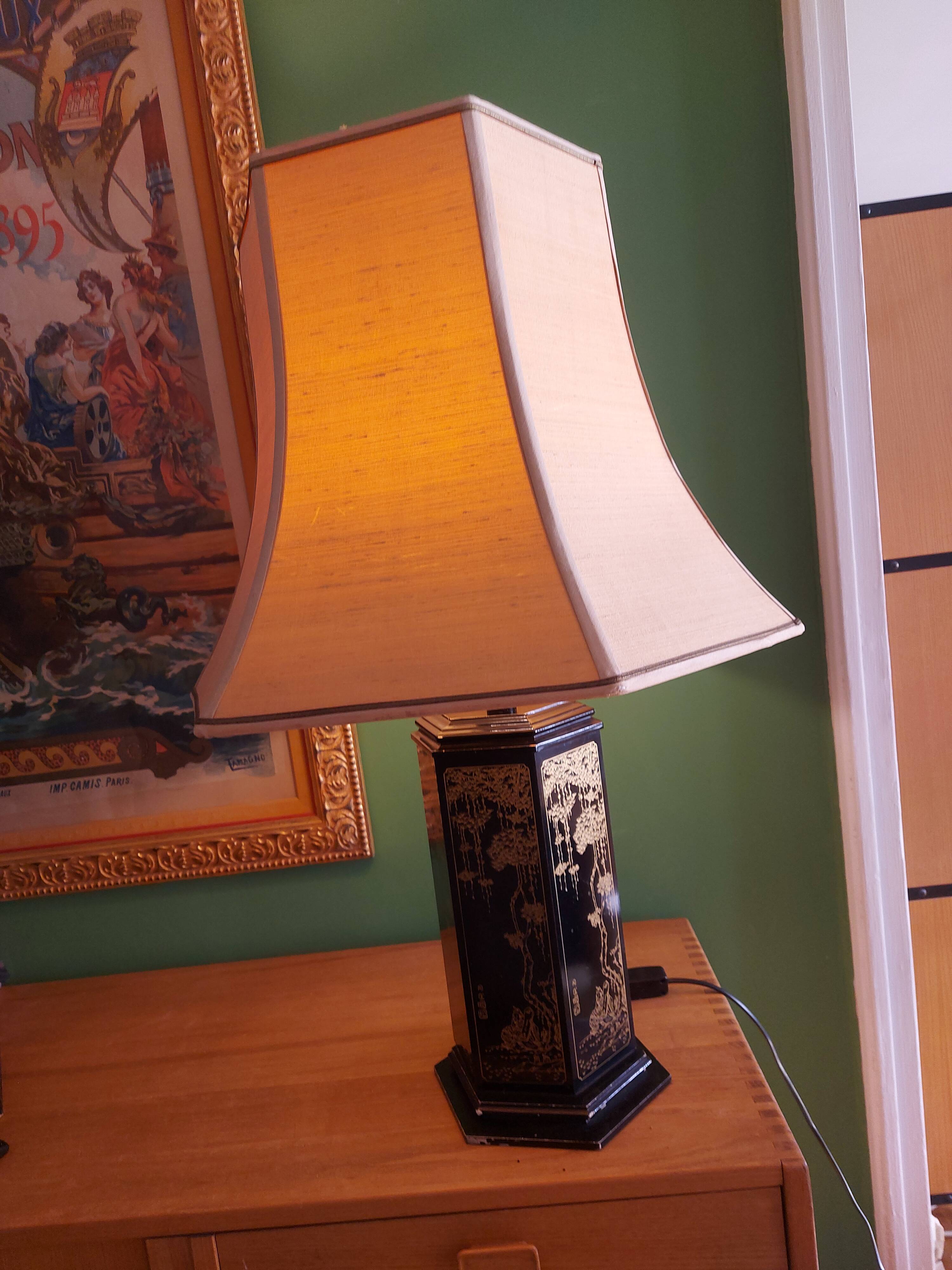 Lampe pagode , abat jour soie