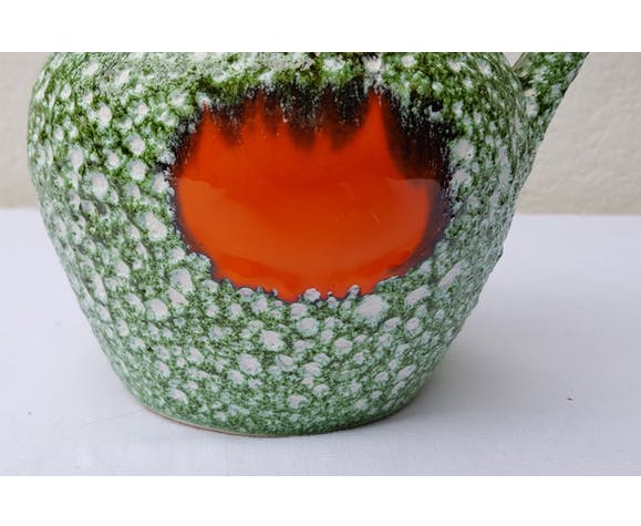 Pitcher ceramic