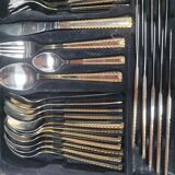 Housewife 69 pieces 23 carats gilded