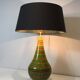 Lampe en céramique à décor de clés grecques