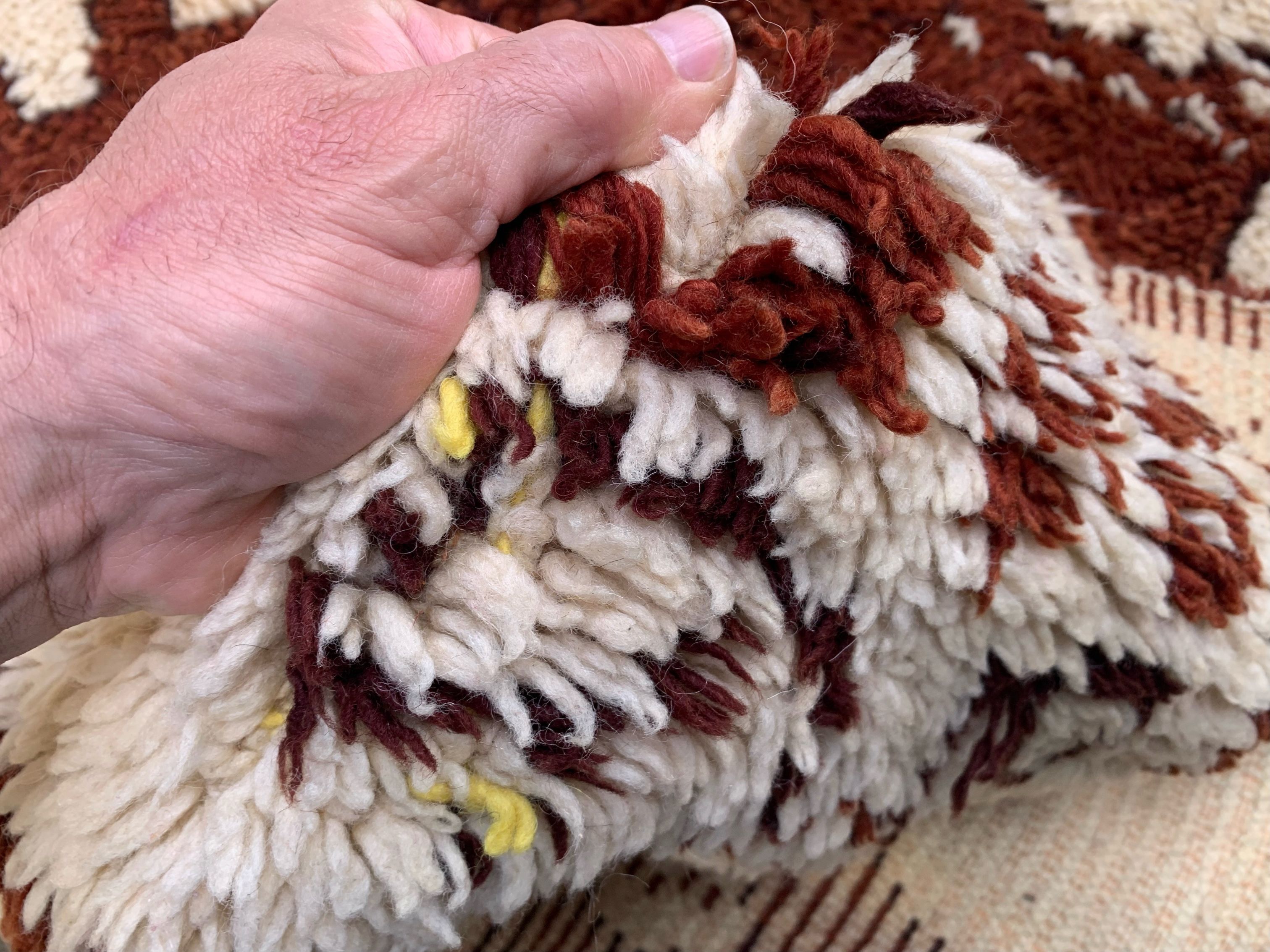 Vintage moroccan Beni Ourain rug 227x193cm