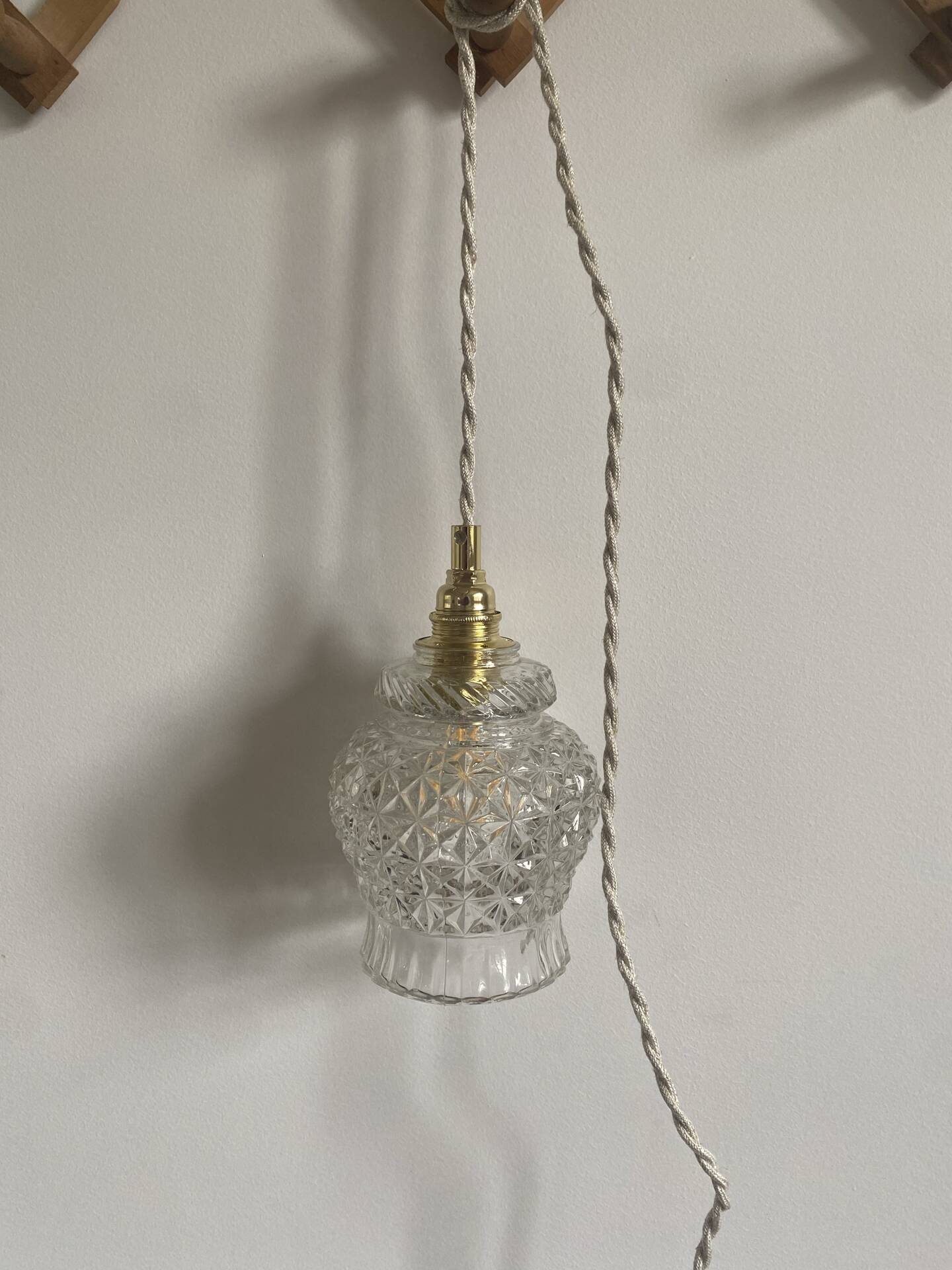 Baladeuse globe vintage en verre 