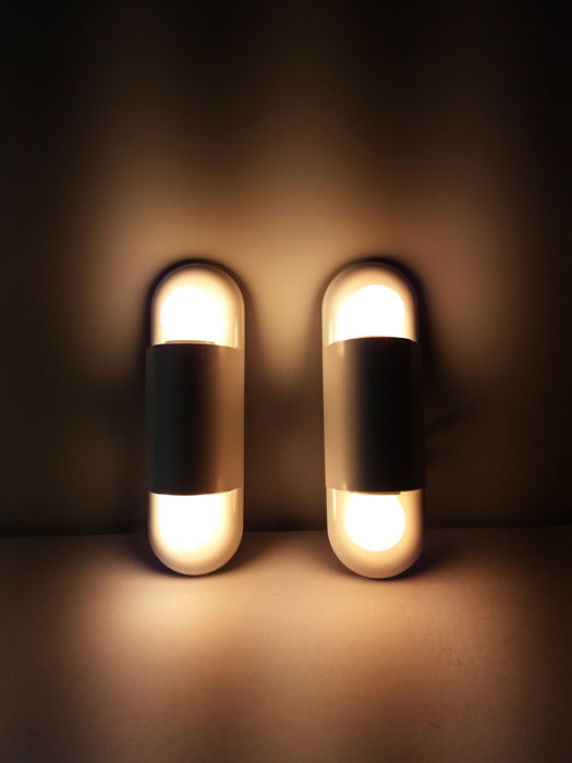 Dui model wall lamps by Vico Magistretti for Artemide