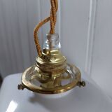 Suspension en opaline