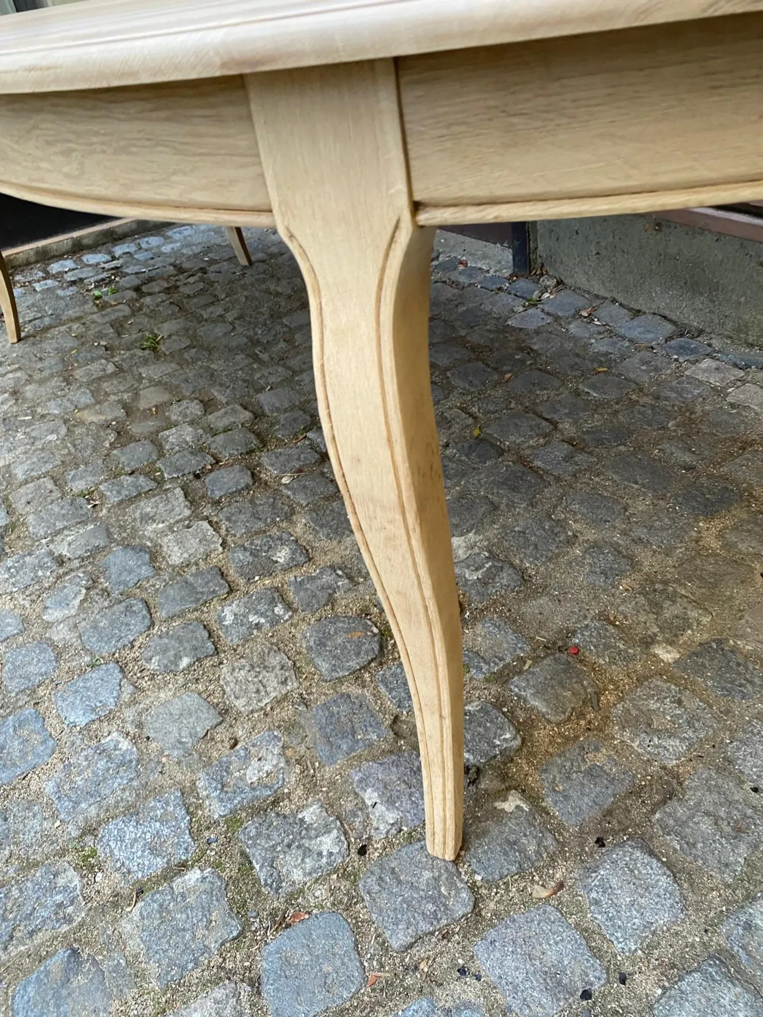 Louis XV oval extendable dining table stripped in solid oak 260cm 1970