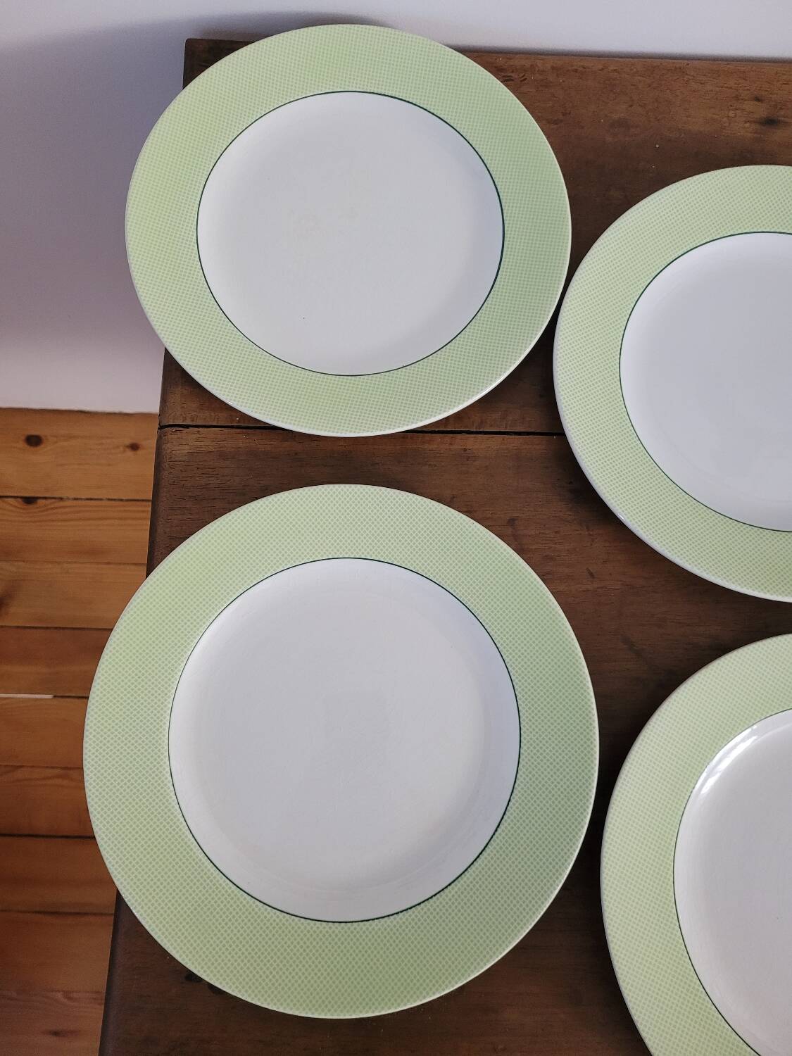 Set of 6 Linon Saint Amand flat plates