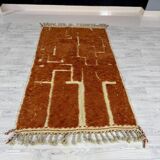 Traditional hand-woven Berber wool rug, size 150 x 250 cm