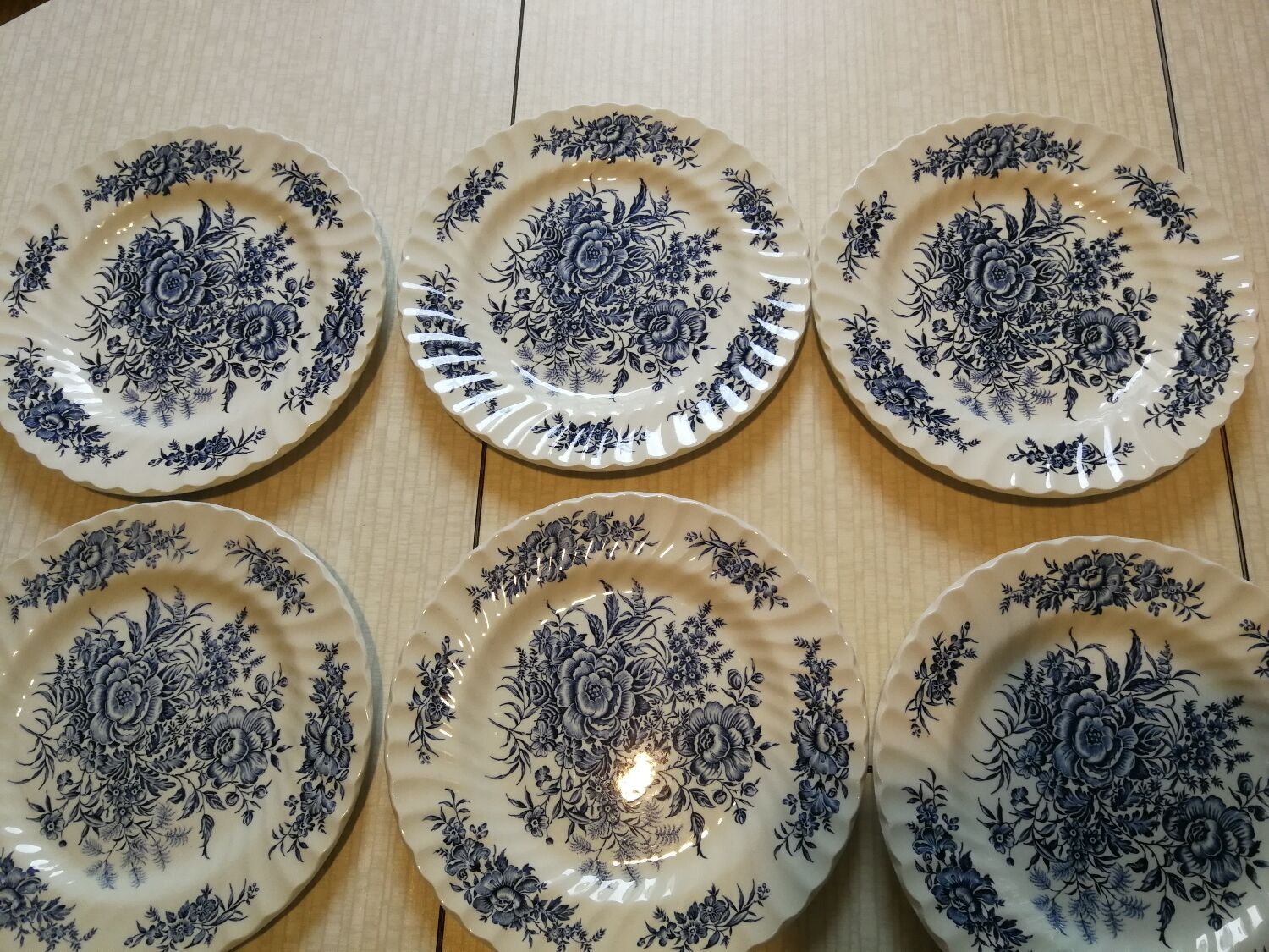 Set of 8 Beacon Hill Dessert Plates