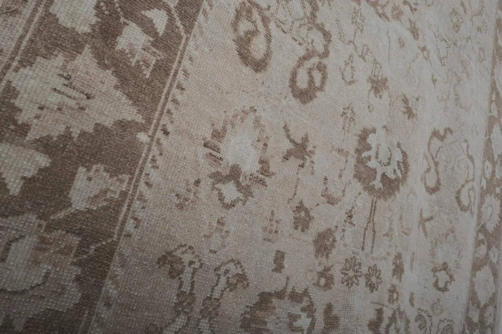 Vintage handmade Turkish rug 135x260 cm