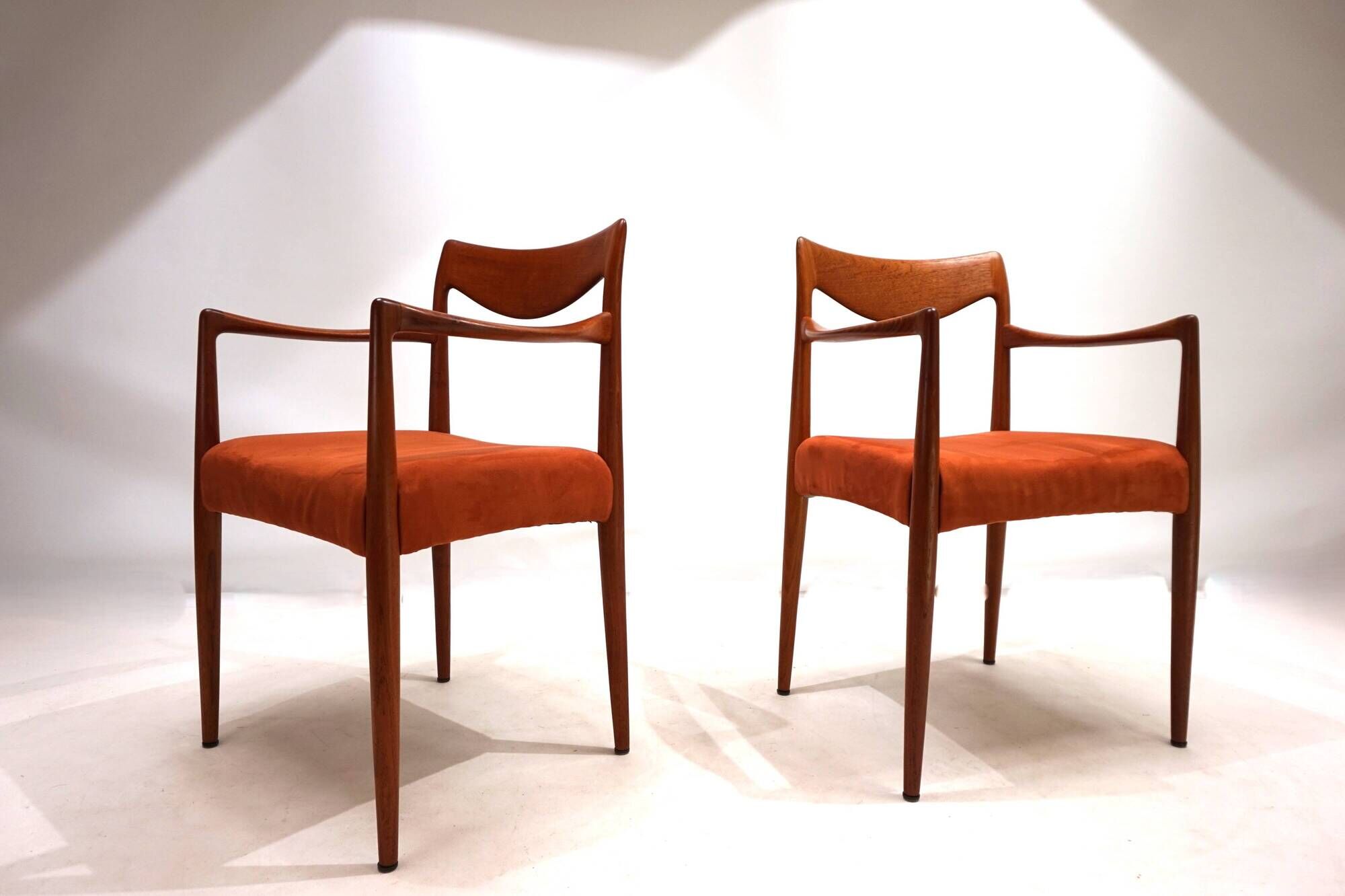 Set of 2 Gustav Bahus Bambi teak chairs by Rolf Rastad & Adolf Relling, 196