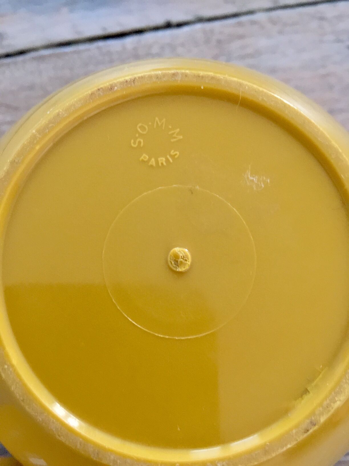 Rare vintage ice bucket mustard-coloured apple