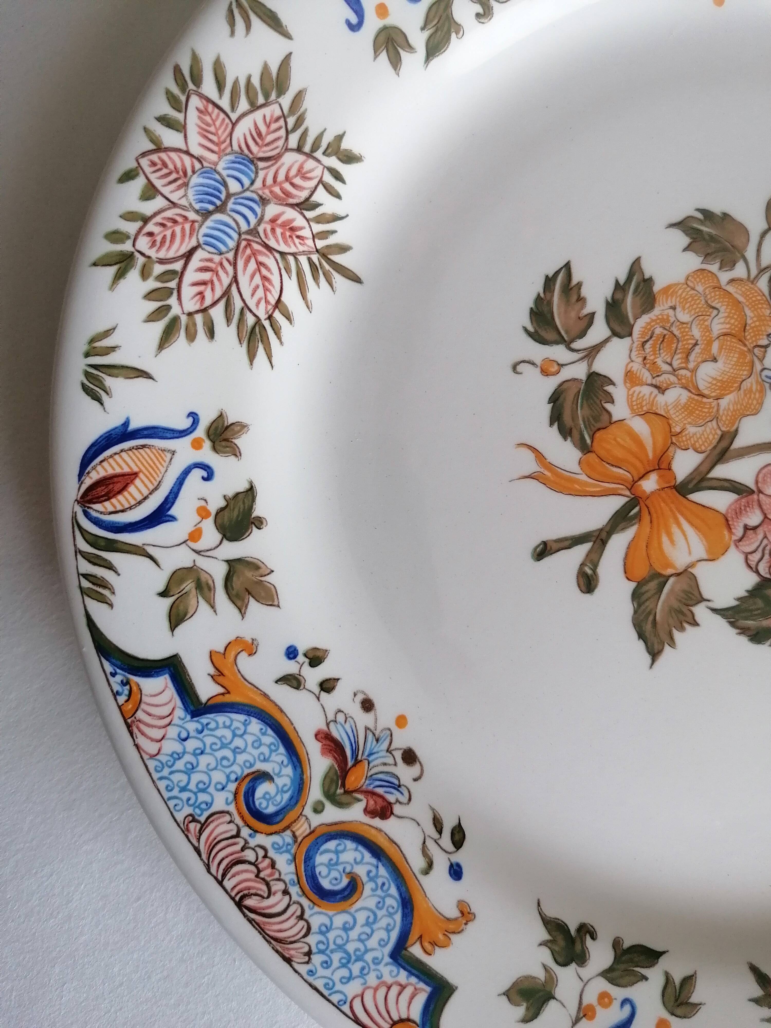 Assiette faïence Gien décor Bordeaux