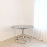 Superb tubular table with space age Italian design.