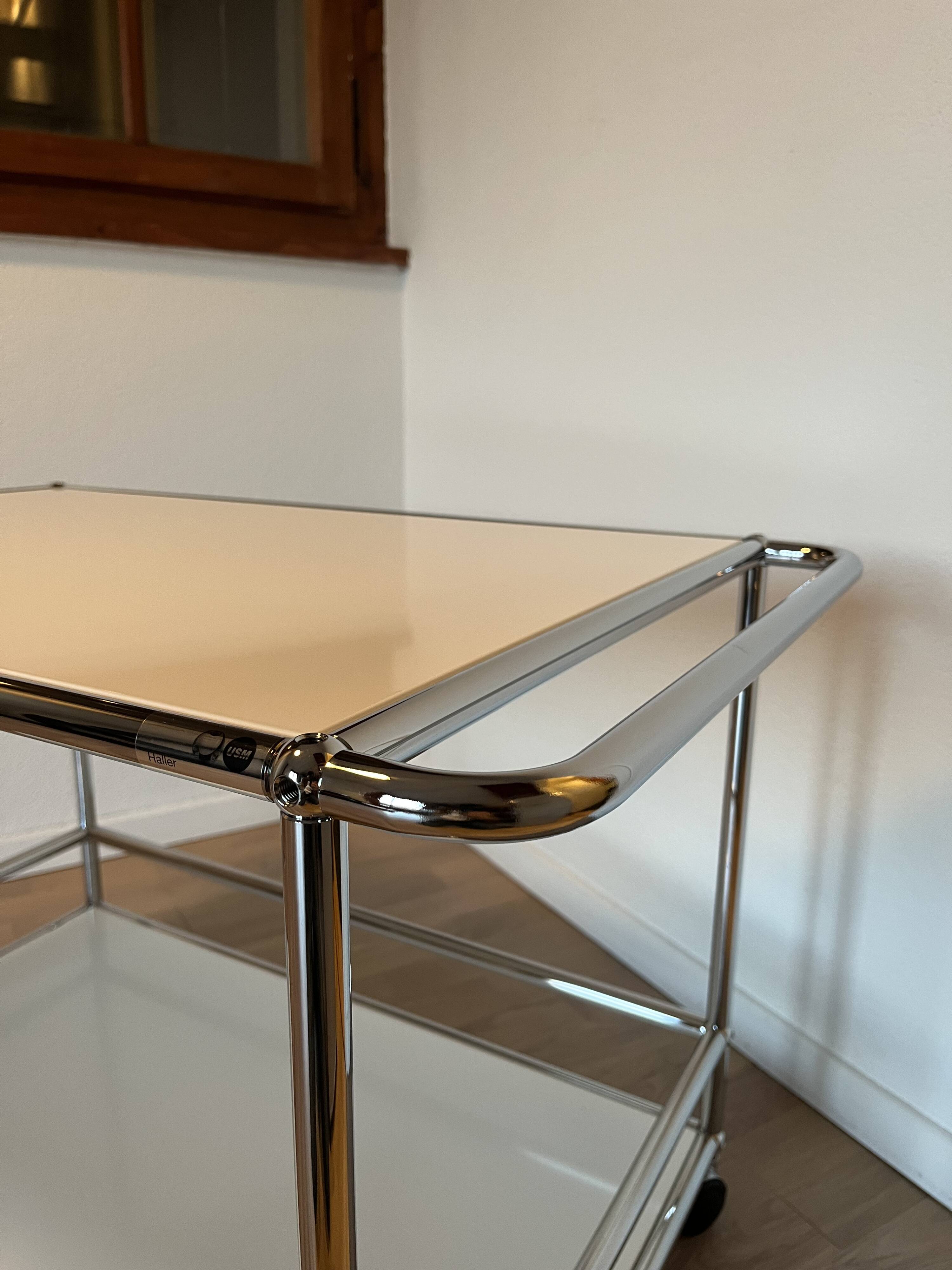 USM Haller Serving Trolley in Pure White