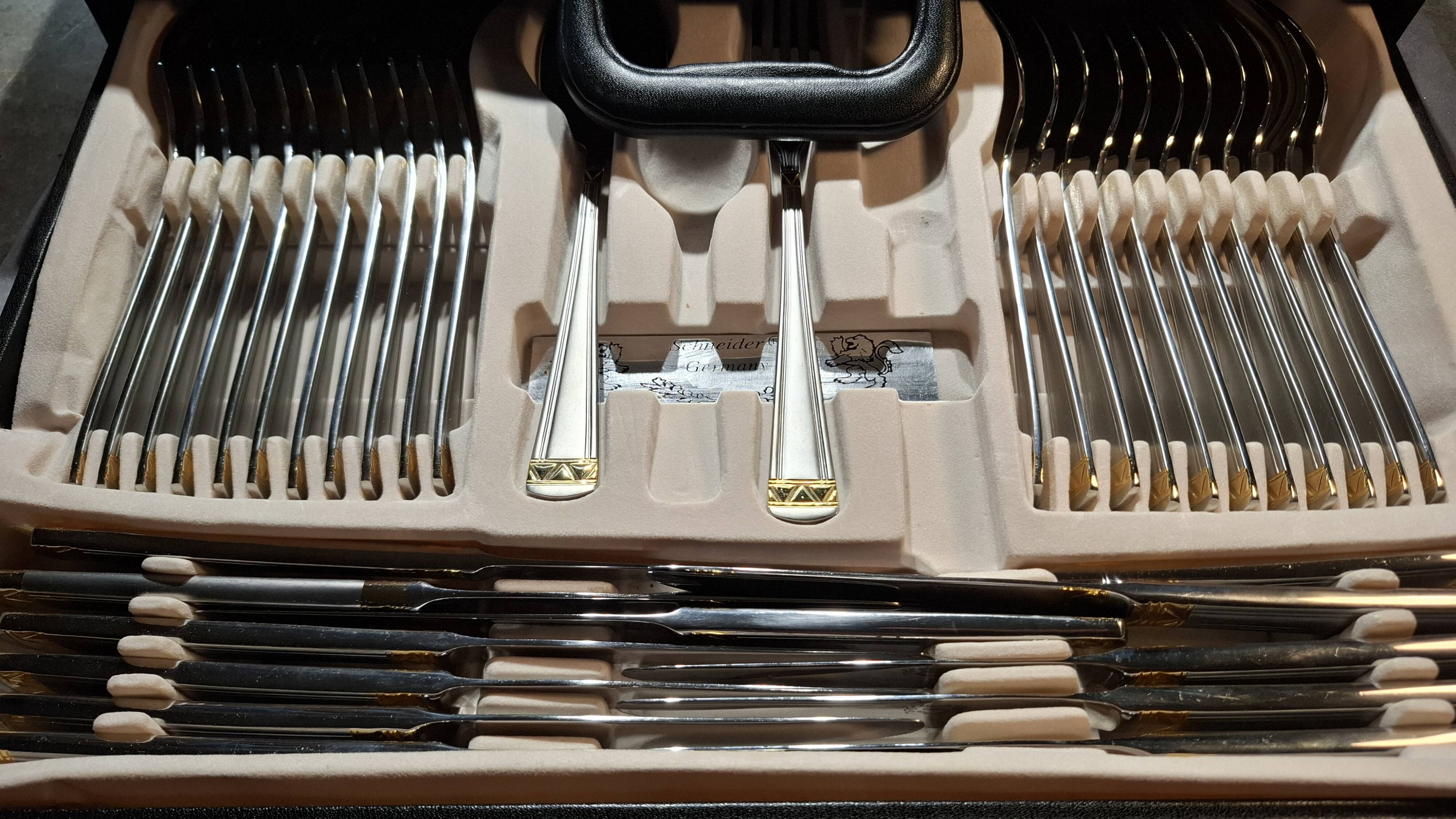 New complete Schneider cutlery set