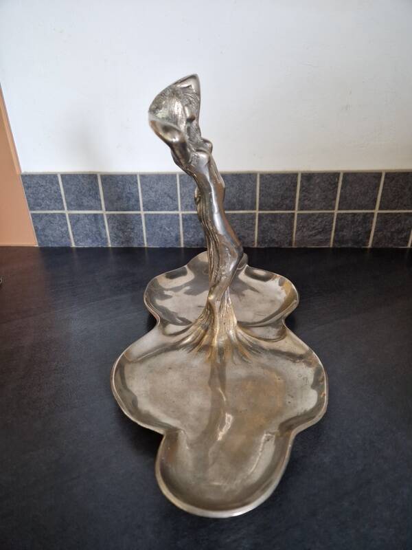 Display stand, cup, pocket tray in silver-plated bronze - Art Nouveau period