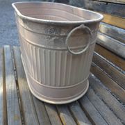 Jardinière en zinc patiné