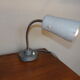 Lampe de bureau 1960 grise peinture graniteuse