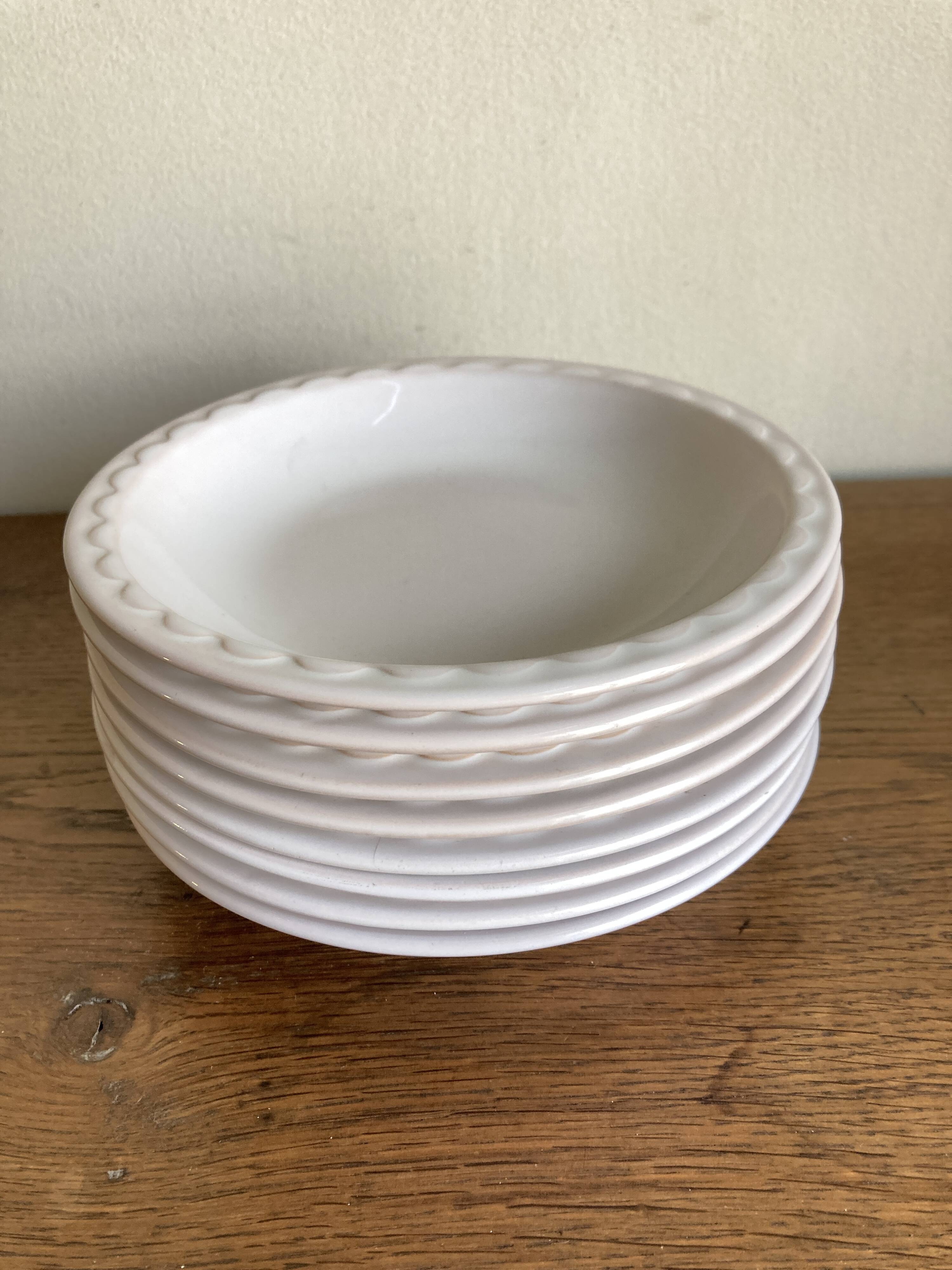 Set de 8 assiettes creuses Festons de Pierre Motton pour Gien 1970