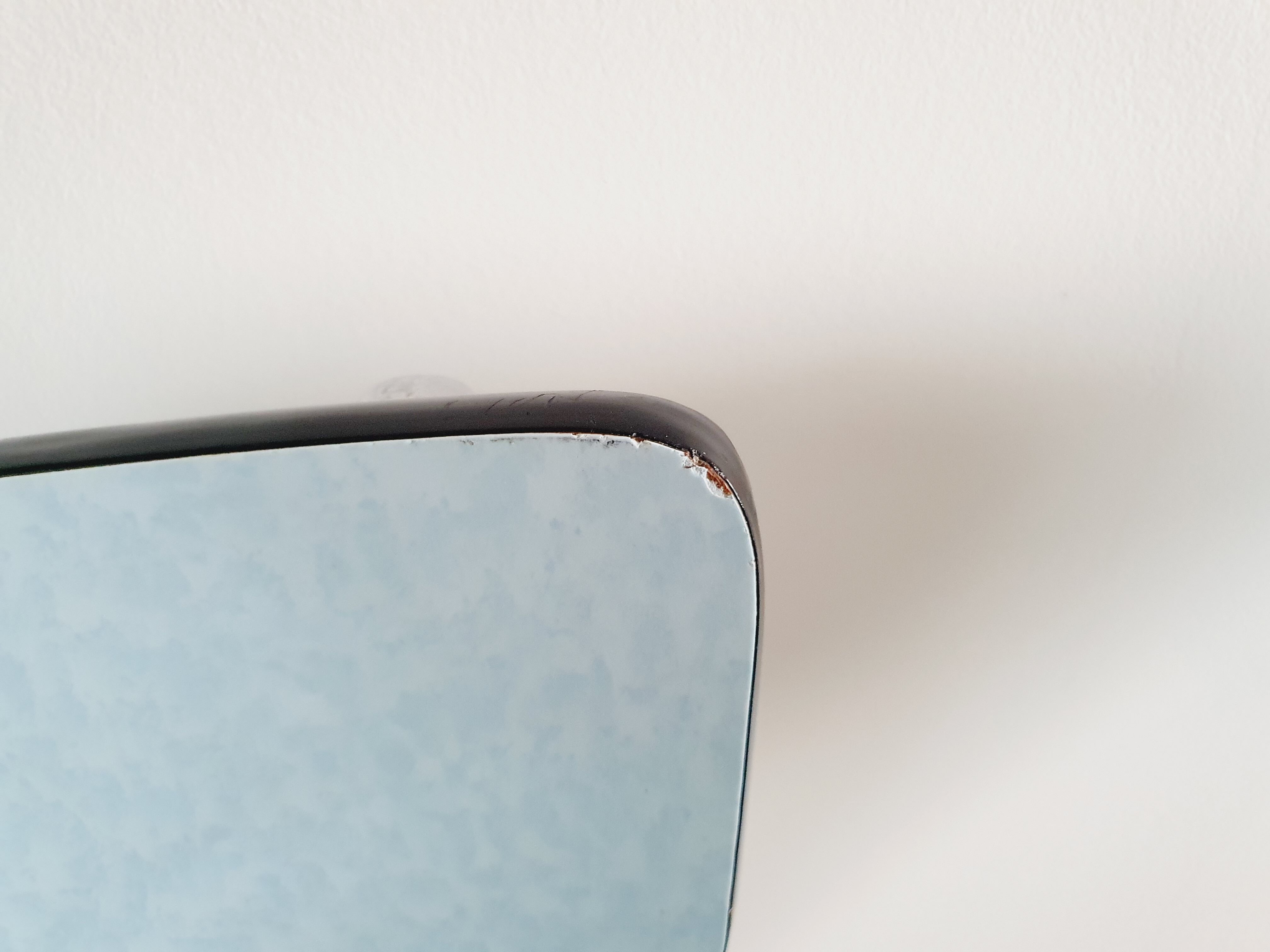 Table et 4 chaises en formica bleu