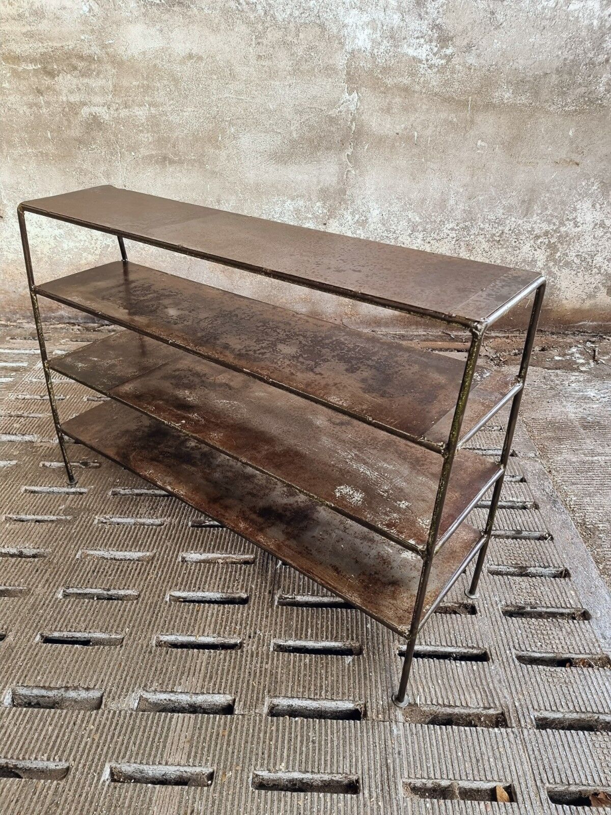 Industrial shelving rack