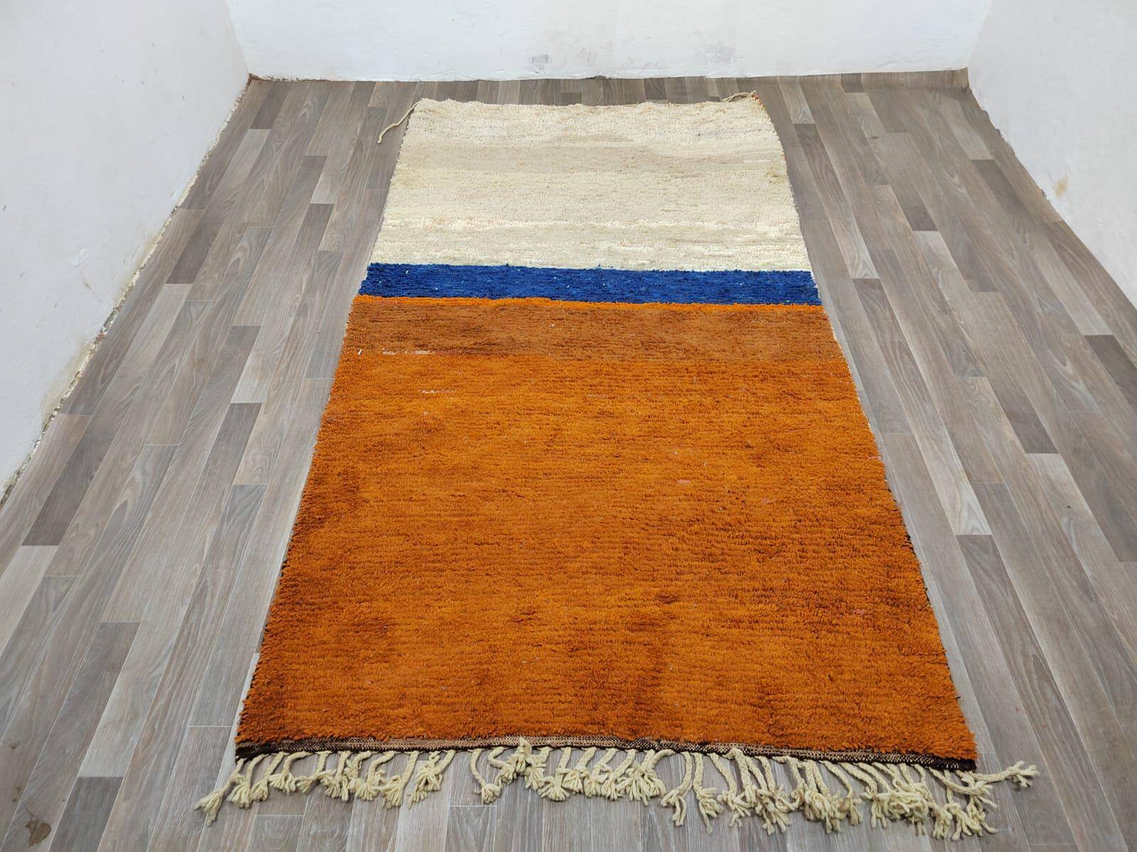 Traditional Berber rug 3 x 2 m