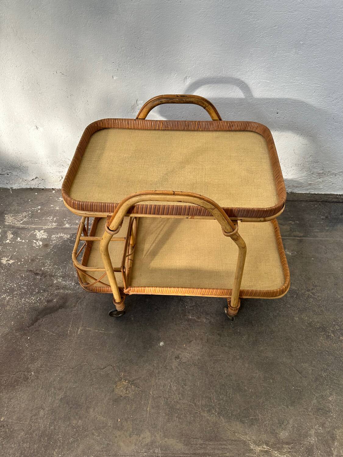 Rattan serving cart with removable tray