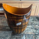 Vase signed Saint Clement
