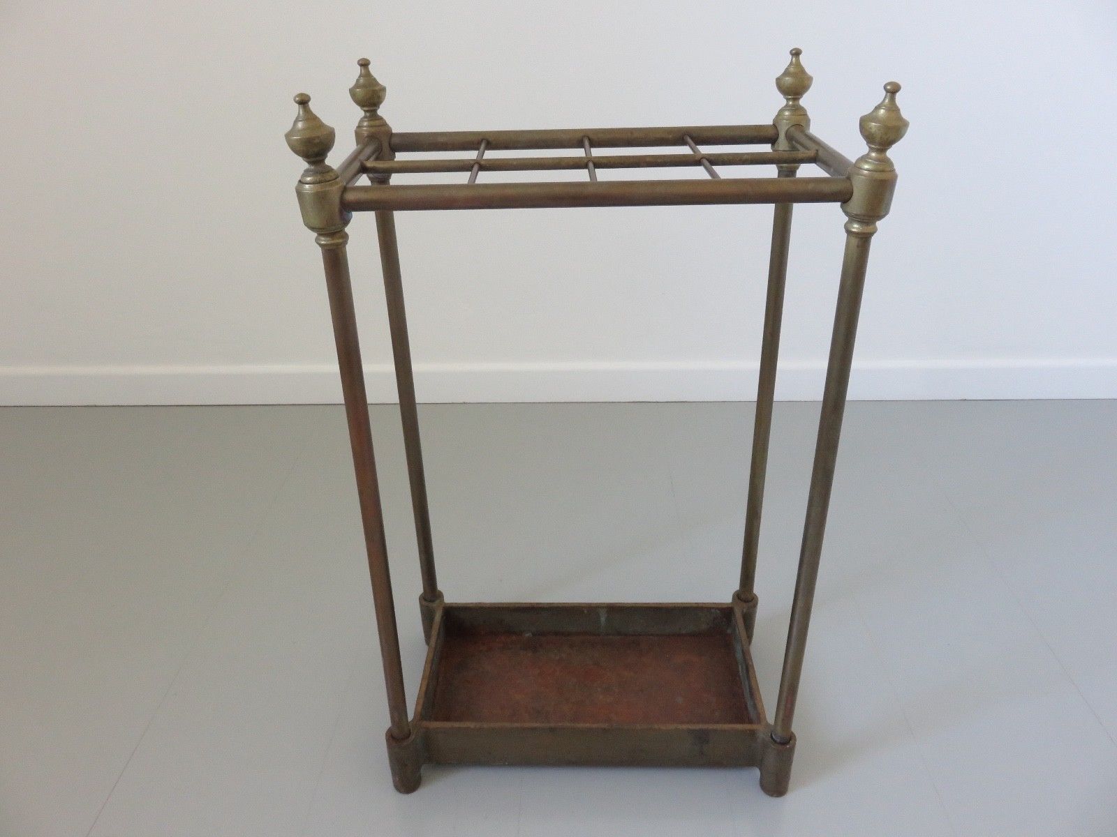 Umbrella rack in brass of the 1900s