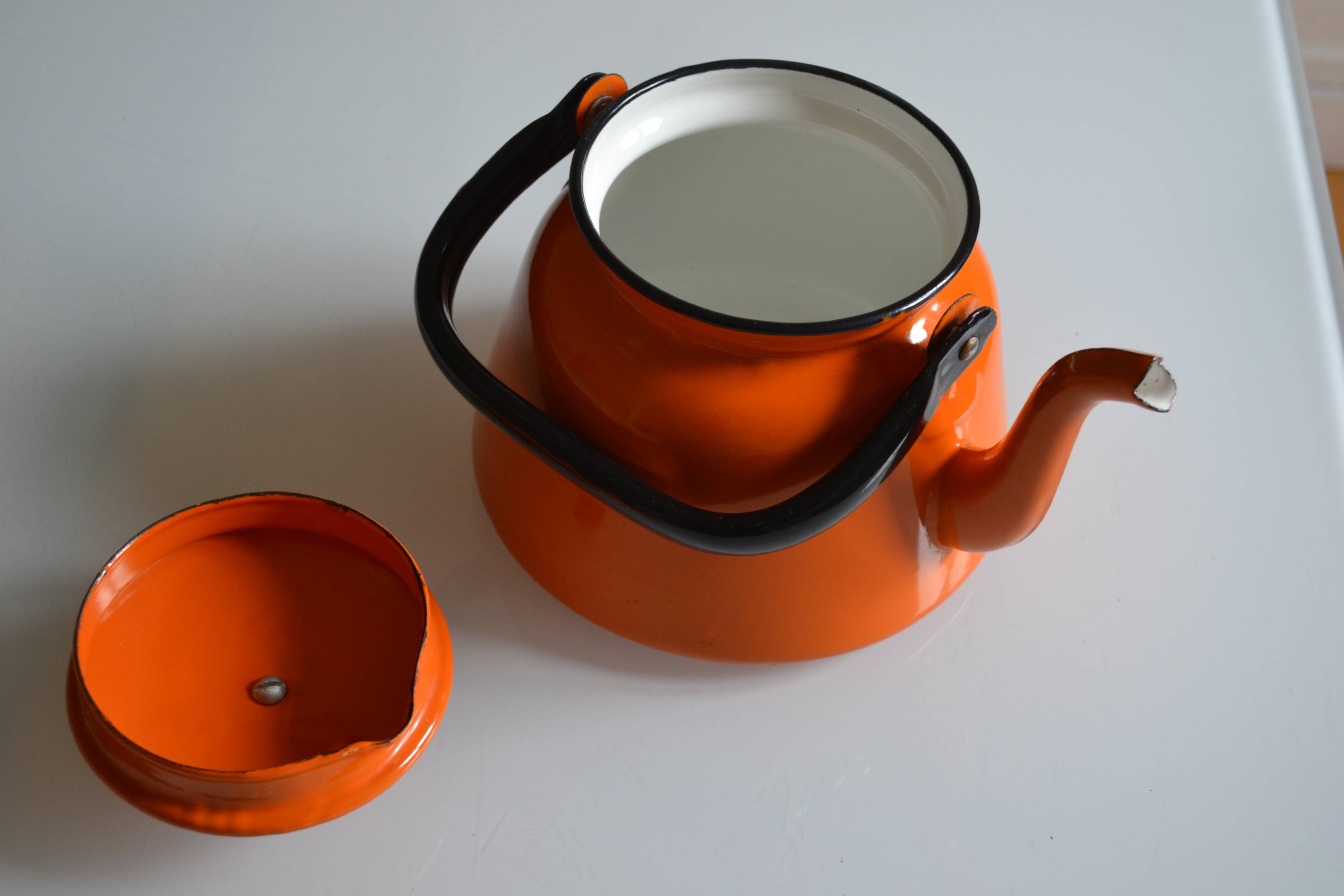 Vintage kettle orange enameled steel 1.5 liter