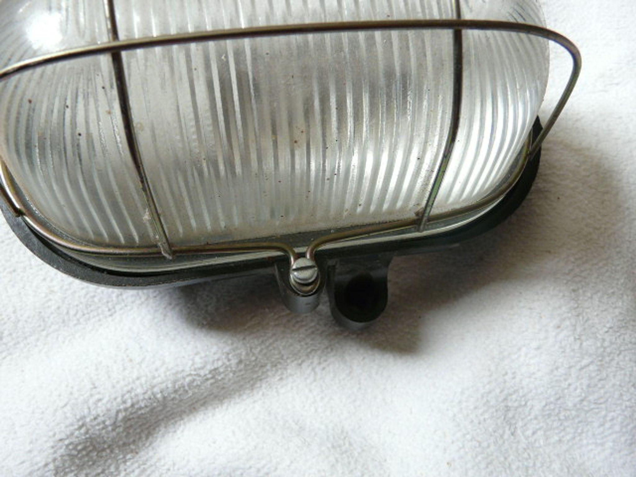 Wall lamp porthole lamp metal glass streaked grid vintage industrial design