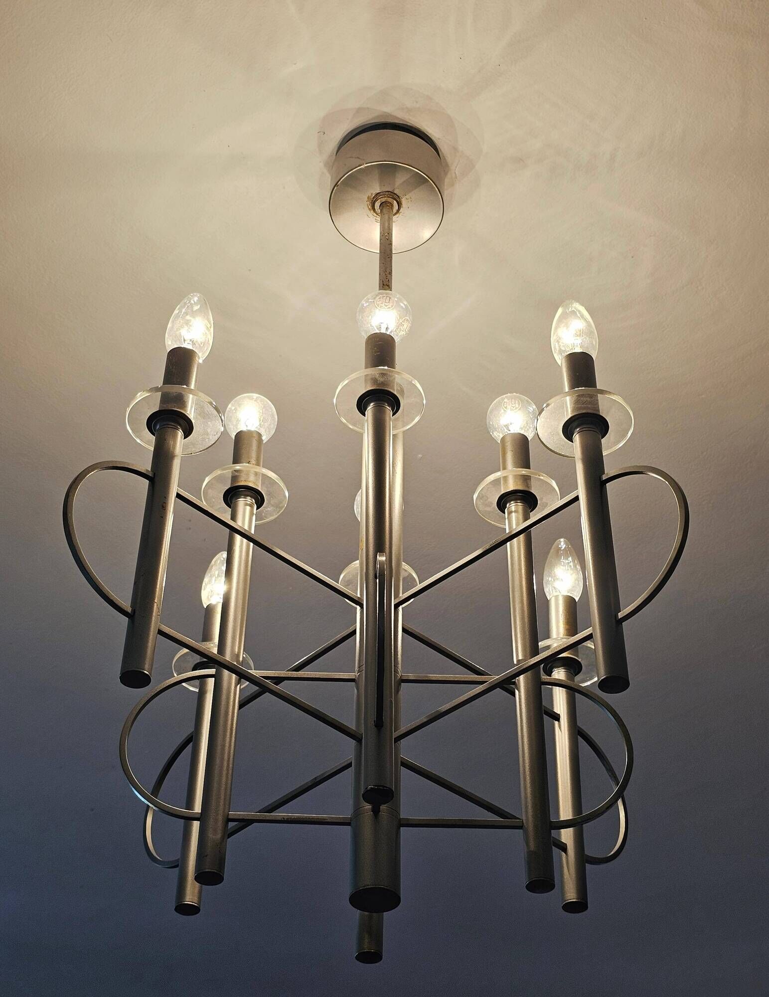 Lustre Space Age in the shape of an atom by Gaetano Sciolari, 1970s.