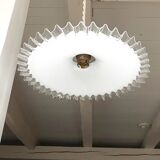White opaline suspension