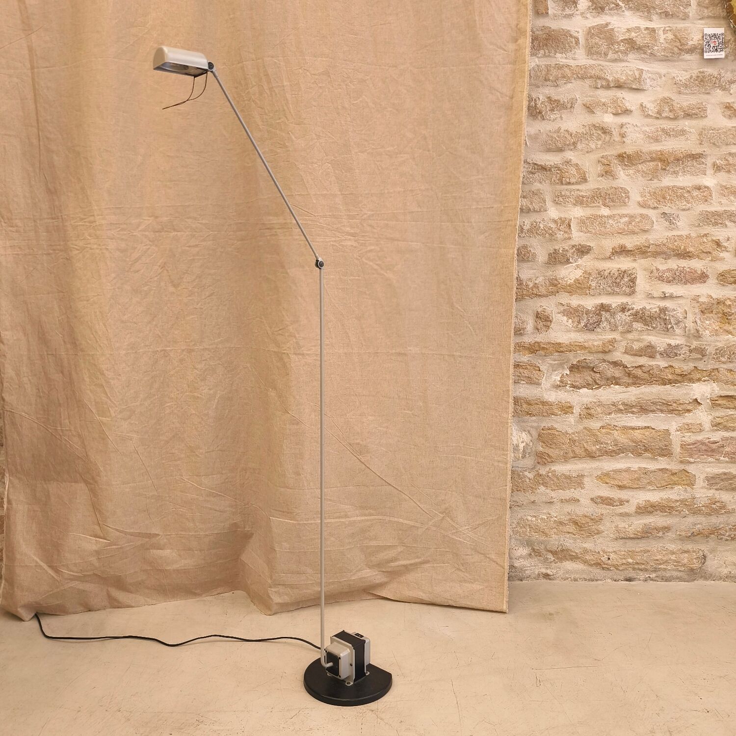 Daphine Terra floor lamp, design by Tommaso Cimini, Lumina edition.