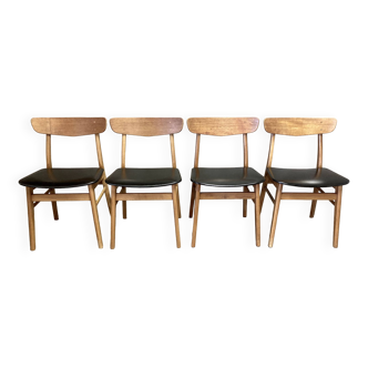 Ensemble de 4 chaises "design scandinave" 1950.
