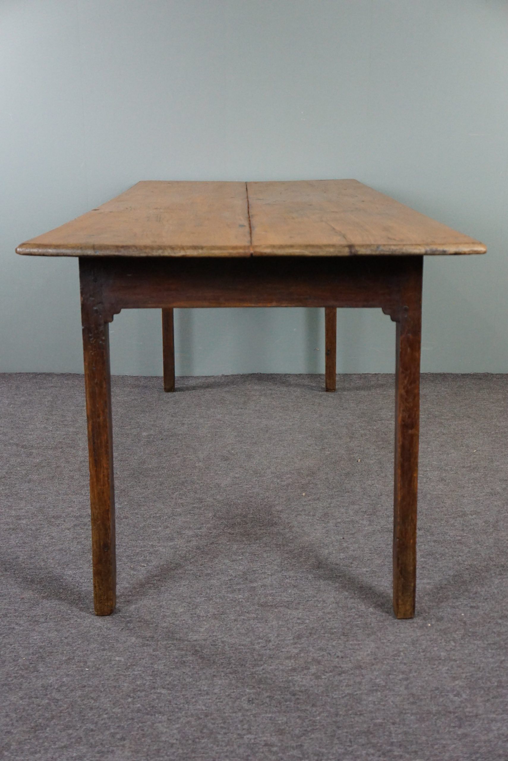 Table à manger française 1830