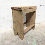 Tabouret artisanal en bois