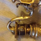 Wall light with lights and lion heads