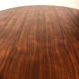 Round table by Eames for Mobilier International 1970