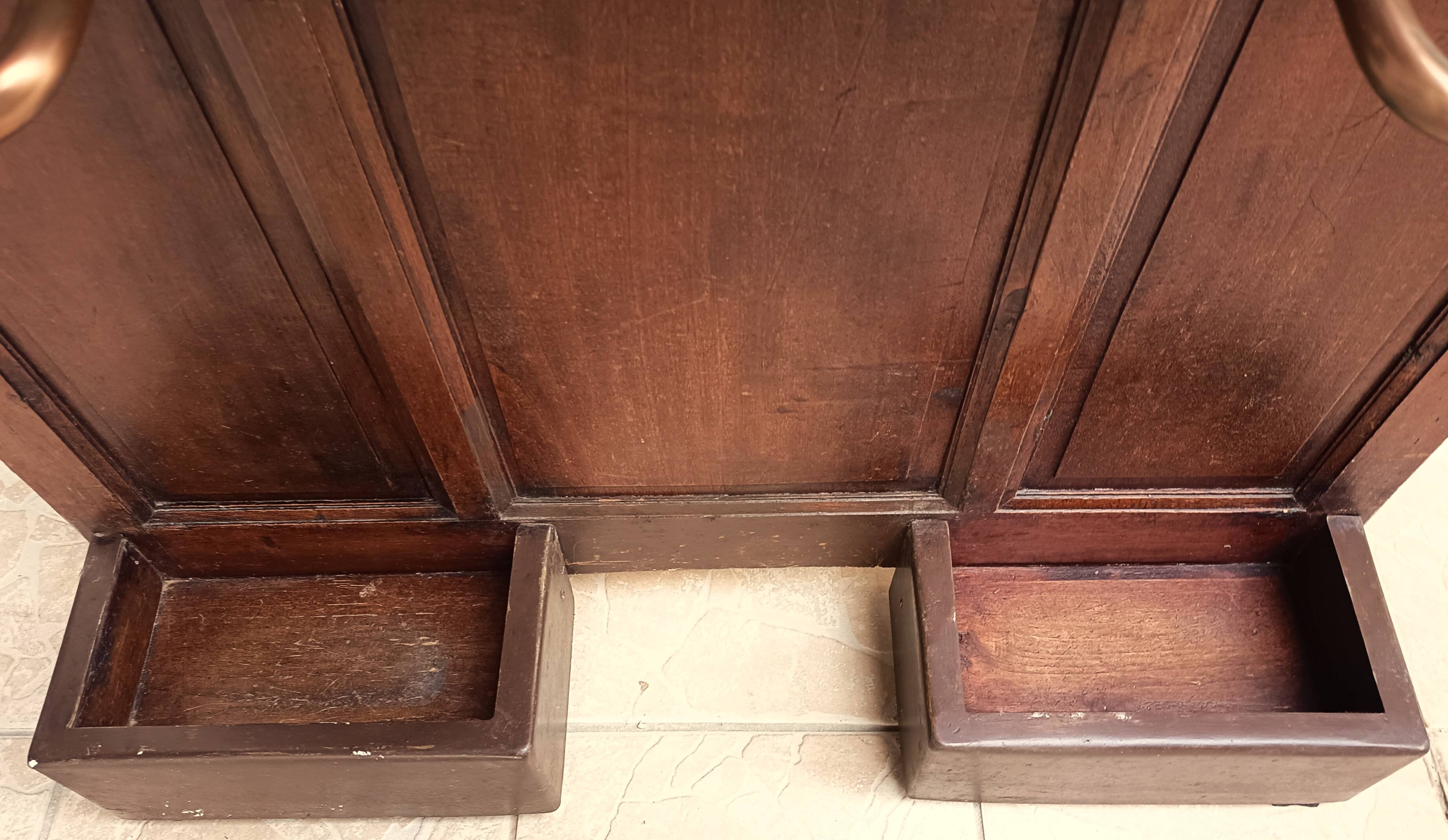 Art Deco Coat Rack in Walnut Burl