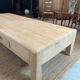 Table basse en chêne blond