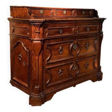 Rome-Vatican Baroque Walnut Chest of Drawers with Bronze Handles, 1600s