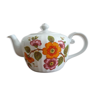 Vintage teapot 70s in German porcelain