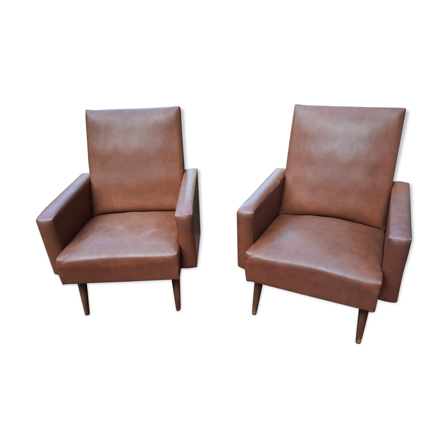 Pair of Skai armchairs in the year 50